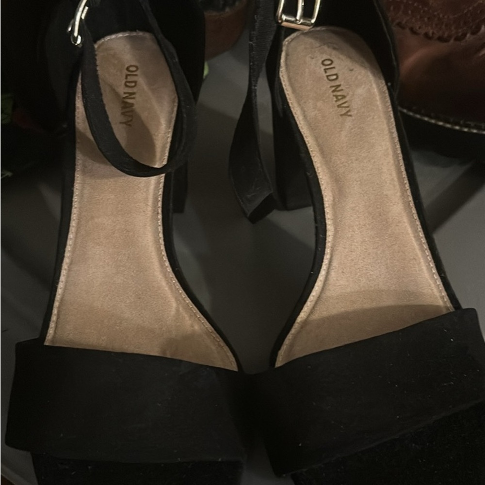 Old Navy Black Suede Block Heel Sandals with Ankle Strap